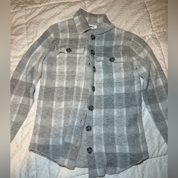 William Rasta Grey and white button up - Picture 2 of 2